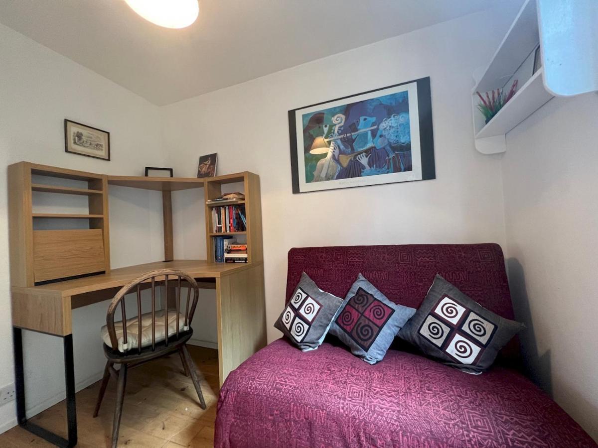 Pass The Keys 64 Church Street Characterful 2-Bed Cottage In The Heart Of Town Kingsbridge  Zewnętrze zdjęcie