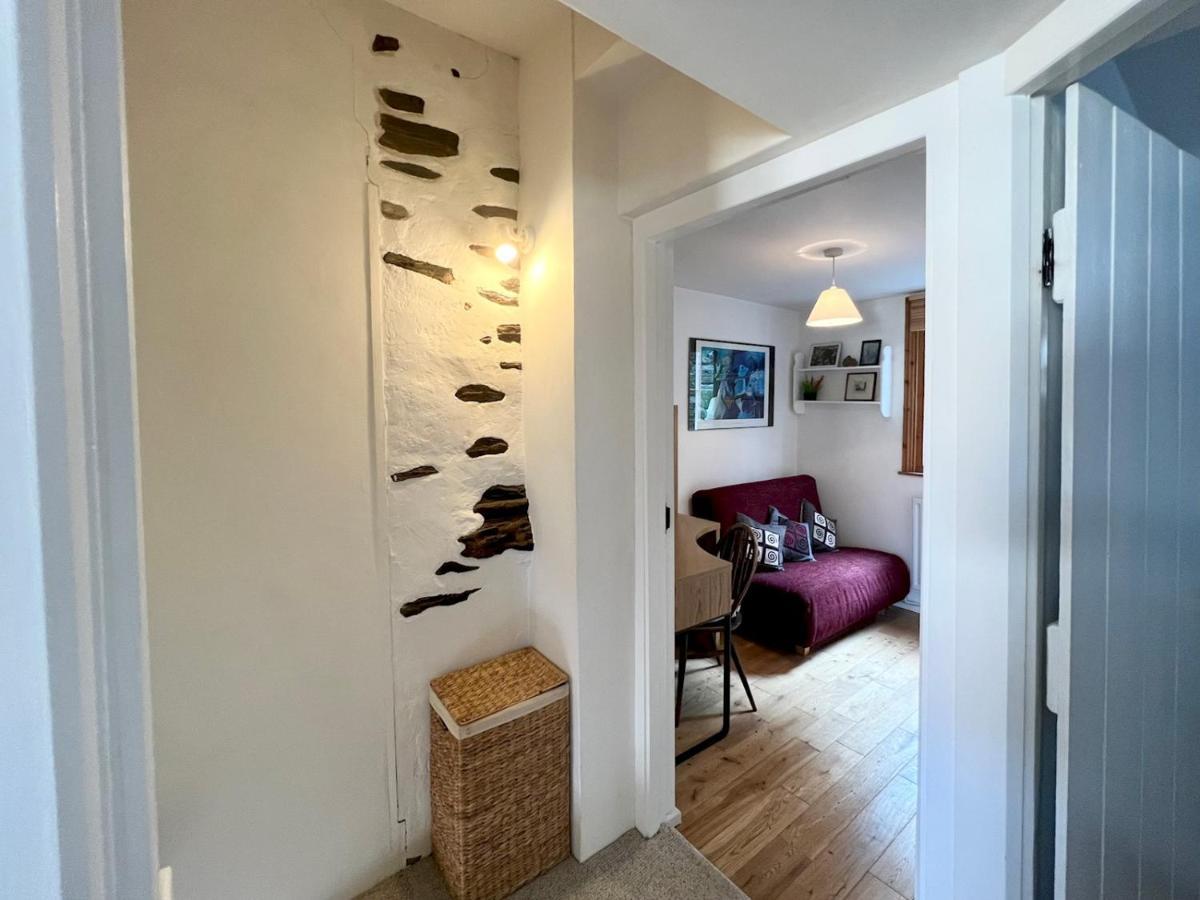 Pass The Keys 64 Church Street Characterful 2-Bed Cottage In The Heart Of Town Kingsbridge  Zewnętrze zdjęcie